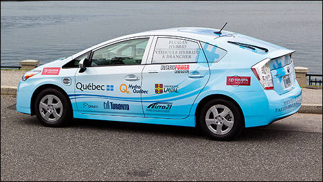 Toyota Prius branchable 2012 vue c&ocirc;t&eacute; gauche