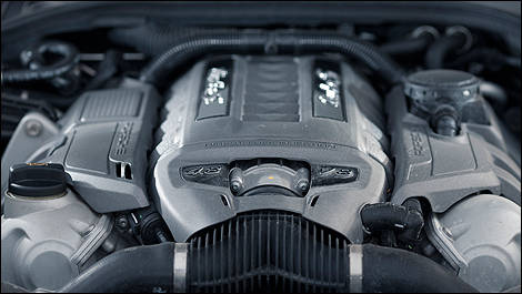 2012 Porsche Panamera Turbo S engine