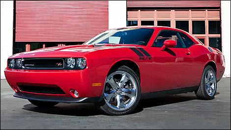 2013 Dodge Challenger side view