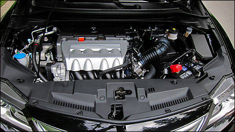 2013 Acura ILX Dynamic engine