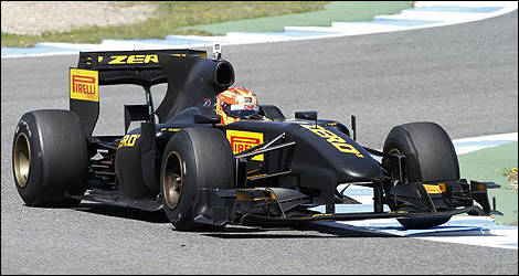 F1 Pirelli Renault R30 Jaime Alguersuari