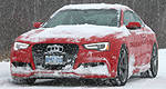 Comment apprécier l'Audi RS5 derrière un chasse-neige