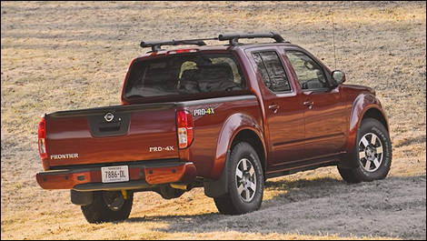 Nissan Frontier 2013 vue 3/4 arri&egrave;re