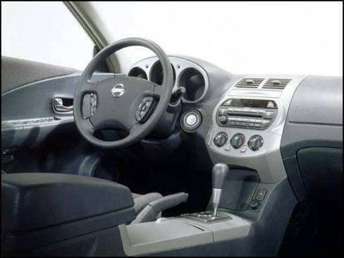 Nissan Altima 2002