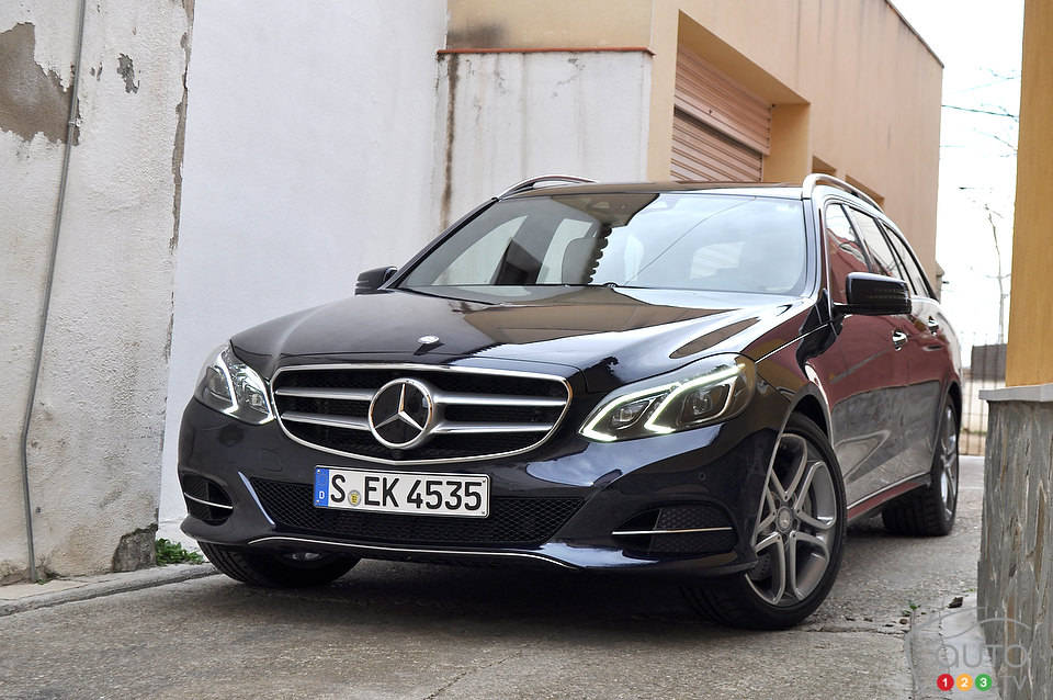 Mercedes-Benz-E-Class-2014_004.jpg