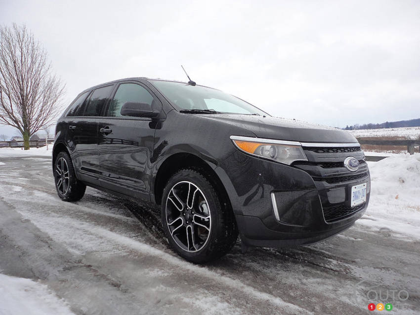 2017 Ford Edge Sel Awd Car Reviews Auto123 Review Highlights