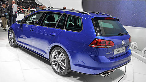 Volkswagen Golf Variant 3/4 view