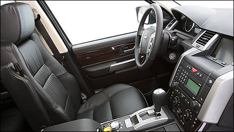 2008 Land Rover Range Rover inside