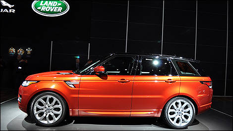 Range Rover Sport vue de cot&eacute;