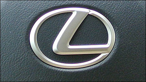 Logo Lexus
