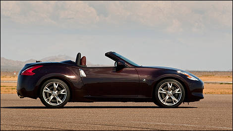 2013 Nissan 370Z Roadster side view