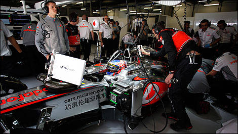 F1 McLaren Jenson Button garage