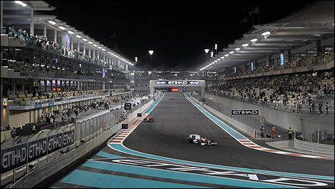 F1 Abu Dhabi night