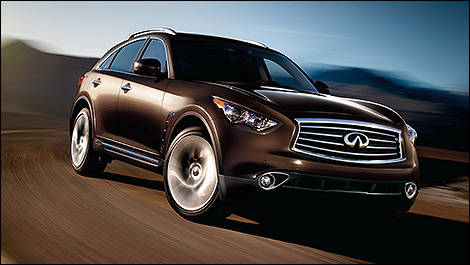 2013 Infiniti FX50 S 3/4 view