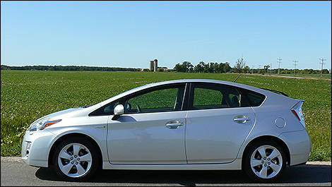 Toyota Prius 2010 vue de cot&eacute;