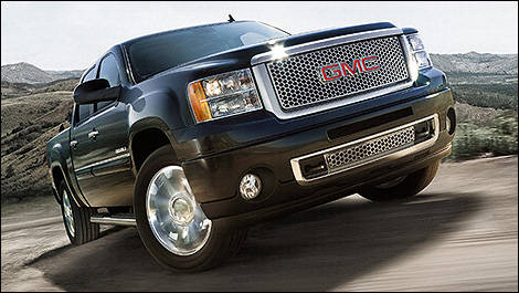 2013 GMC Sierra 3/4 view