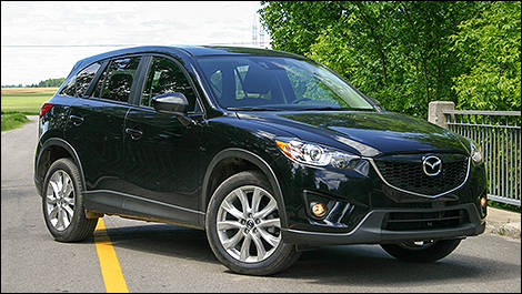 Mazda CX-5 GT 2014 vue 3/4 avant