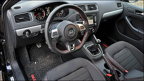 2012 Volkswagen Jetta GLI driver's cockpit
