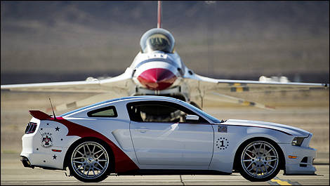 Mustang GT 2014, édition U.S. Air Force Thunderbirds