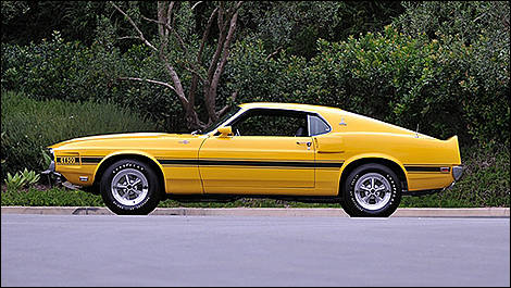 1969 Shelby GT500 side view