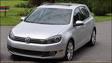 2013 Volkswagen Golf TDI 3/4 view