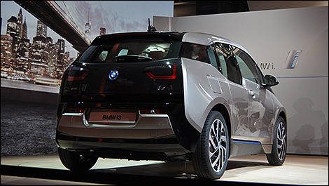 BMW i3 2014 vue 3/4 arrière