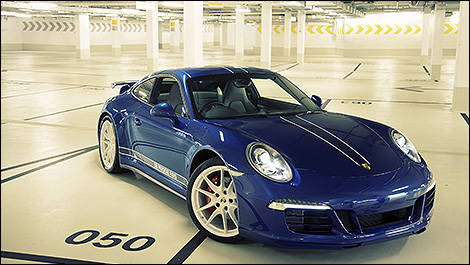 Porsche 911 Carrera 4S special edition 3/4 view