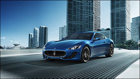 2013 Maserati GranTurismo Sport 3/4 view