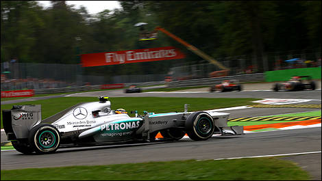 F1 Mercedes AMG Lewis Hamilton