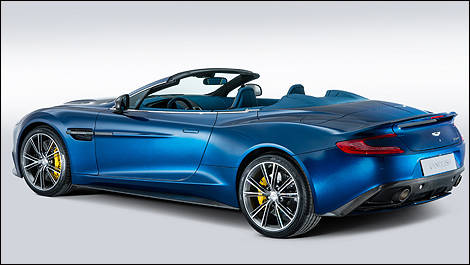 Aston Martin Vanquish Volante vue 3/4 arrière