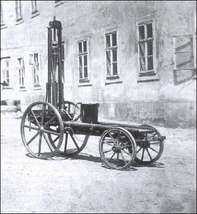 First gasoline-powered vehicule by Marcus, 1870