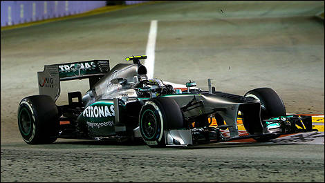 F1 Mercedes AMG Lewis Hamilton