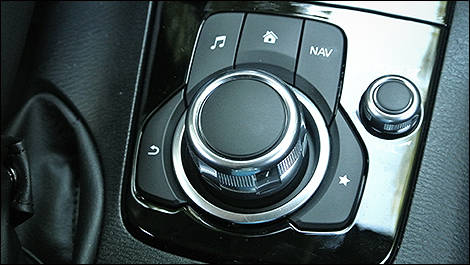 2014 Mazda3 control buttons
