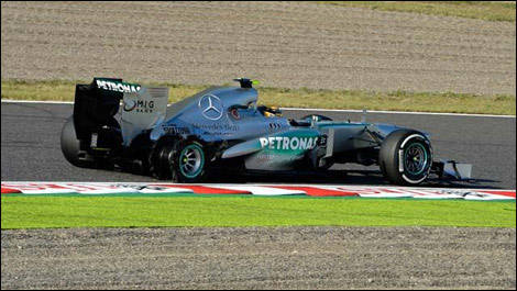 Lewis Hamilton, Mercedes W04