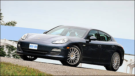 2011 Porsche Panamera 3/4 view