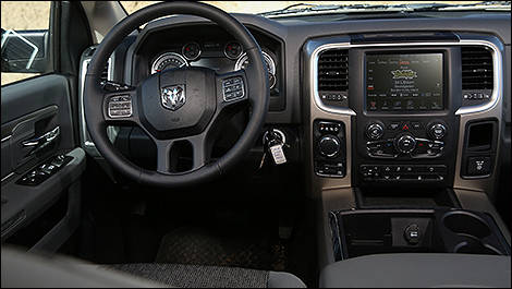 2013 RAM 1500 cabin
