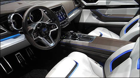 Subaru Legacy Concept 2015 habitacle