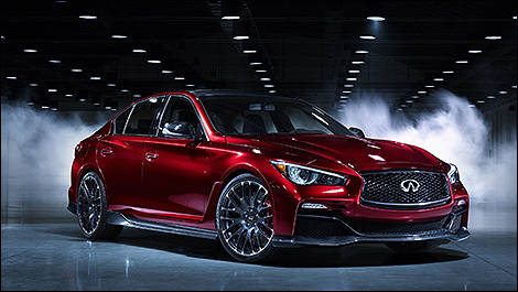 Infiniti Q50 Eau Rouge concept