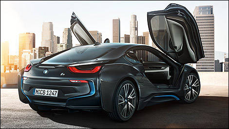 BMW i8 rear 3/4 view