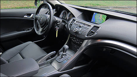 2012 Acura TSX cabin