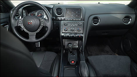 2013 Nissan GT-R cabin