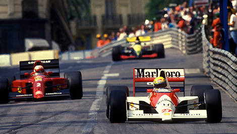 Ayrton Senna (McLaren) fighting Nigel Mansell (Ferrari), 1990 Monaco Grand Prix