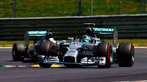 Nico Rosberg, Lewis Hamilton Mercedes W05 Red Bull Ring F1