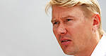 F1: Mika Hakkinen parie que Ferrari va se séparer d'un pilote