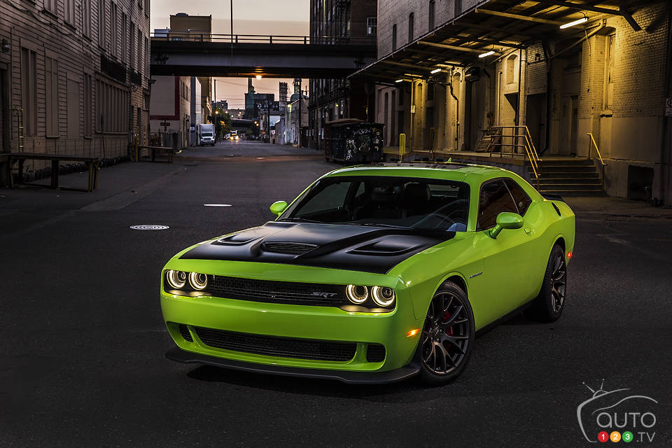 2015 Dodge Challenger SRT Hellcat Review Editor's Review, Car Reviews