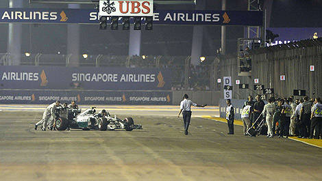F1 Nico Rosberg Mercedes retirement Singapore