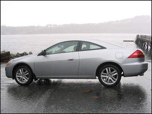 2005 Honda Accord Coupe V6 Road Test Editor's Review | Car News | Auto123