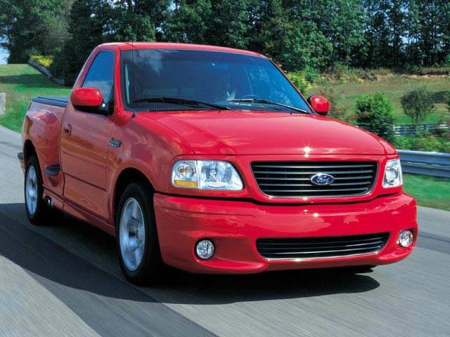 01 Ford Svt F 150 Lightning Editor S Review Car Reviews Auto123