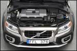 On-road, off-road, and on the stage, Volvo's XC70 impresses show goers at Geneva