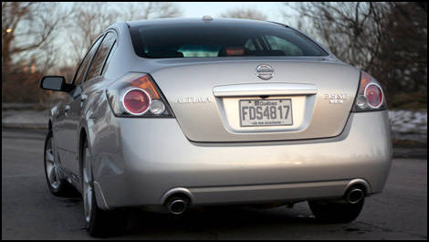 2007 Nissan Altima 3 5se Road Test Editor S Review Car